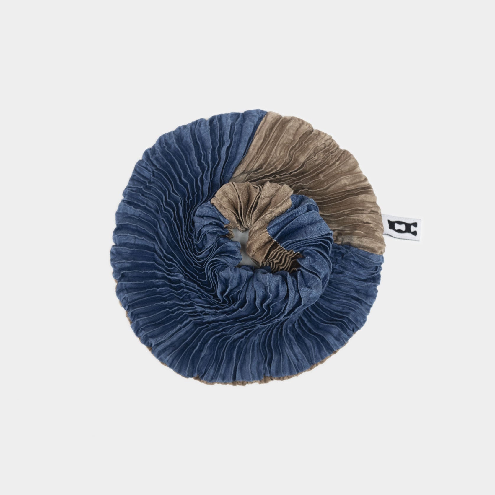 Azur Plissé Satin Silk Scrunchie